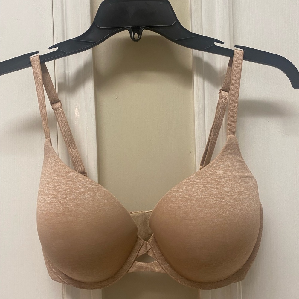 Victoria's Secret Tan T-Shirt Bra with Adjustable Straps